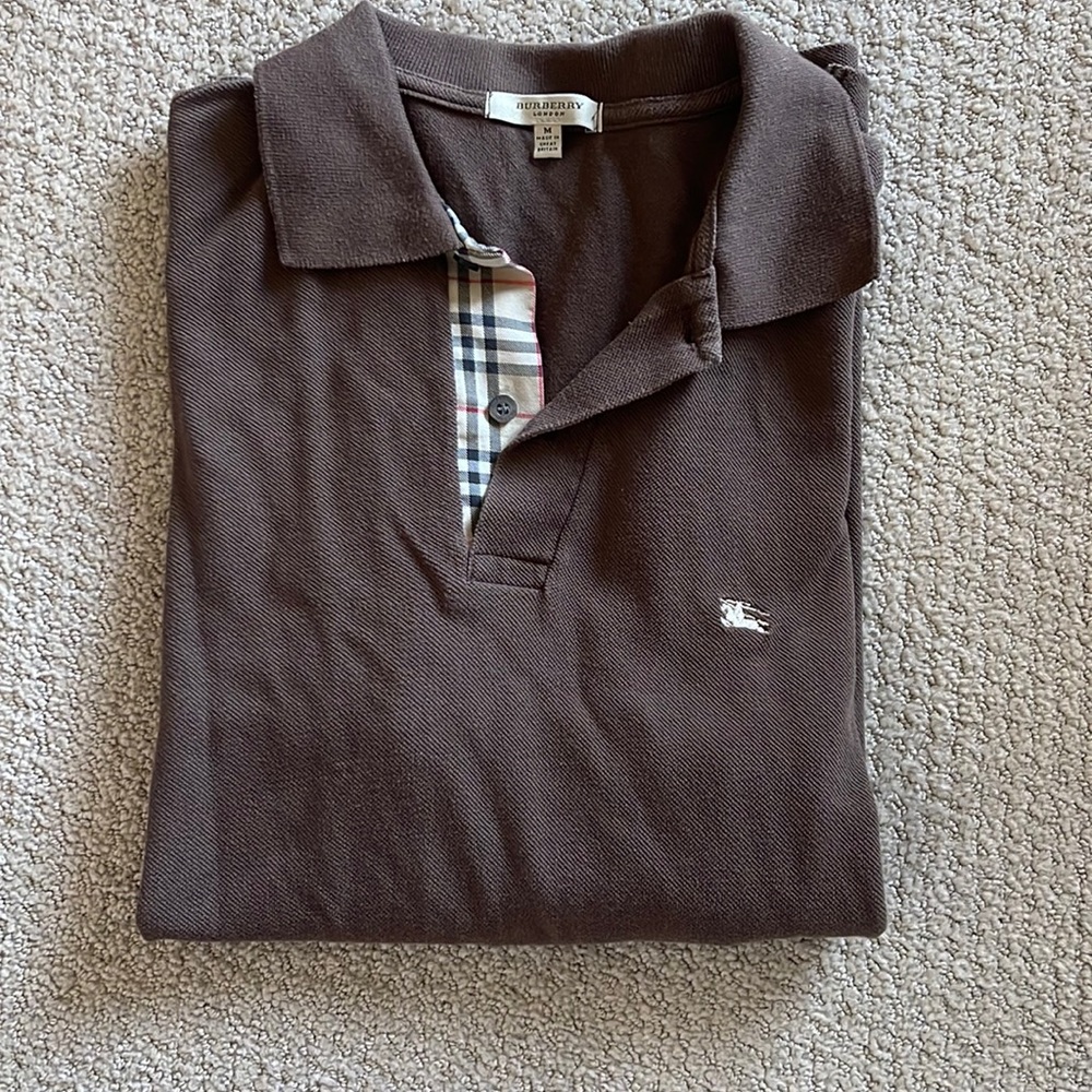 Men’s Burberry polo